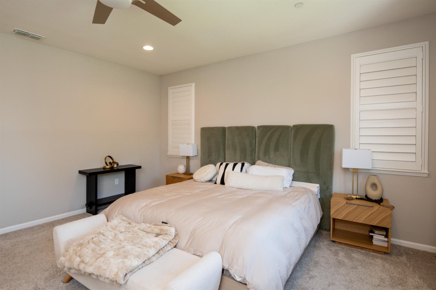 333 Franklin Ln, Ripon, CA 95366