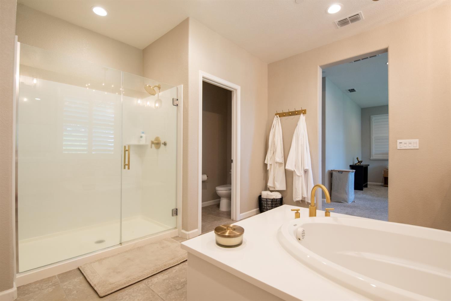 333 Franklin Ln, Ripon, CA 95366