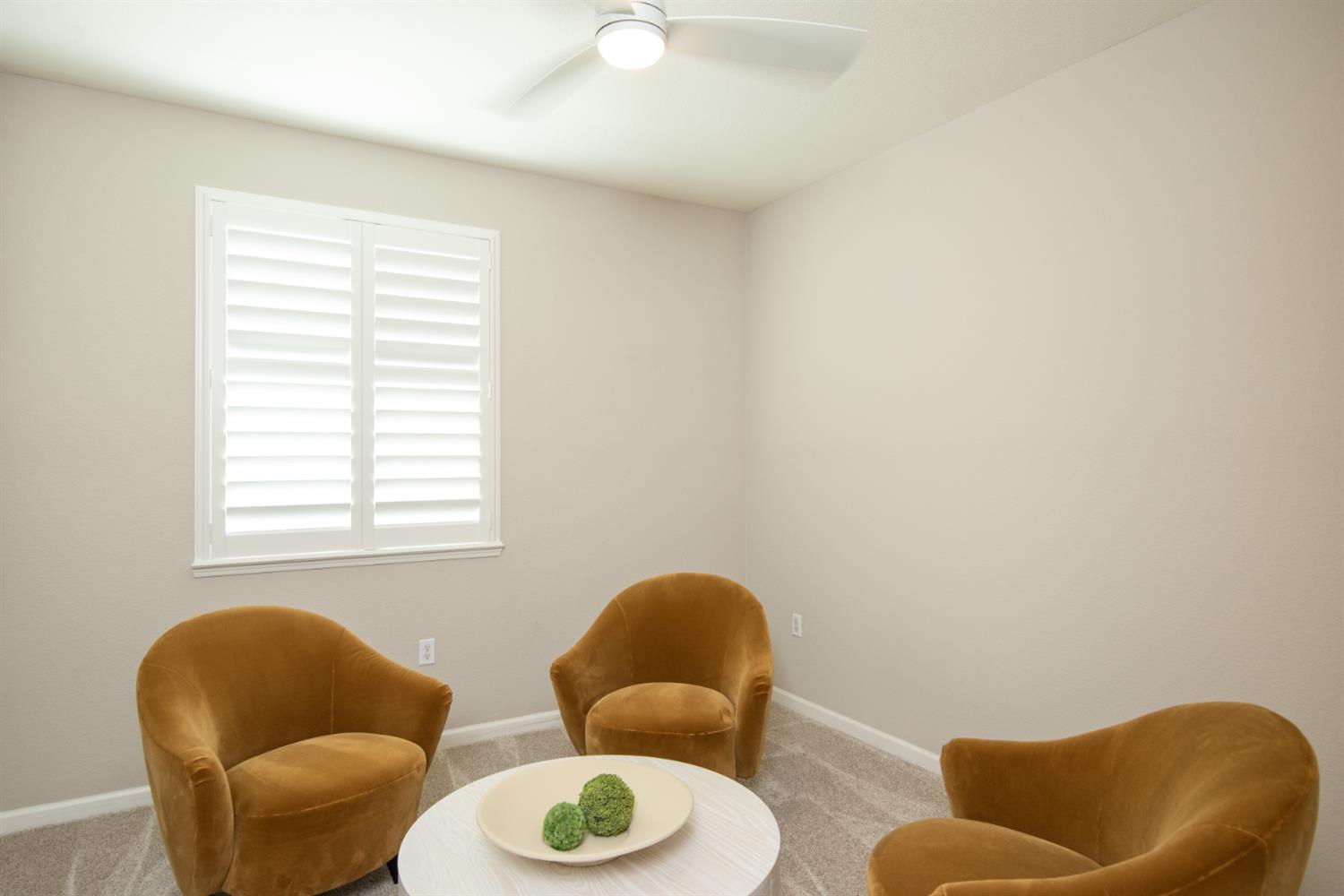333 Franklin Ln, Ripon, CA 95366