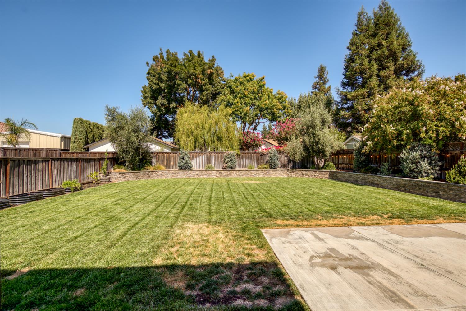 333 Franklin Ln, Ripon, CA 95366