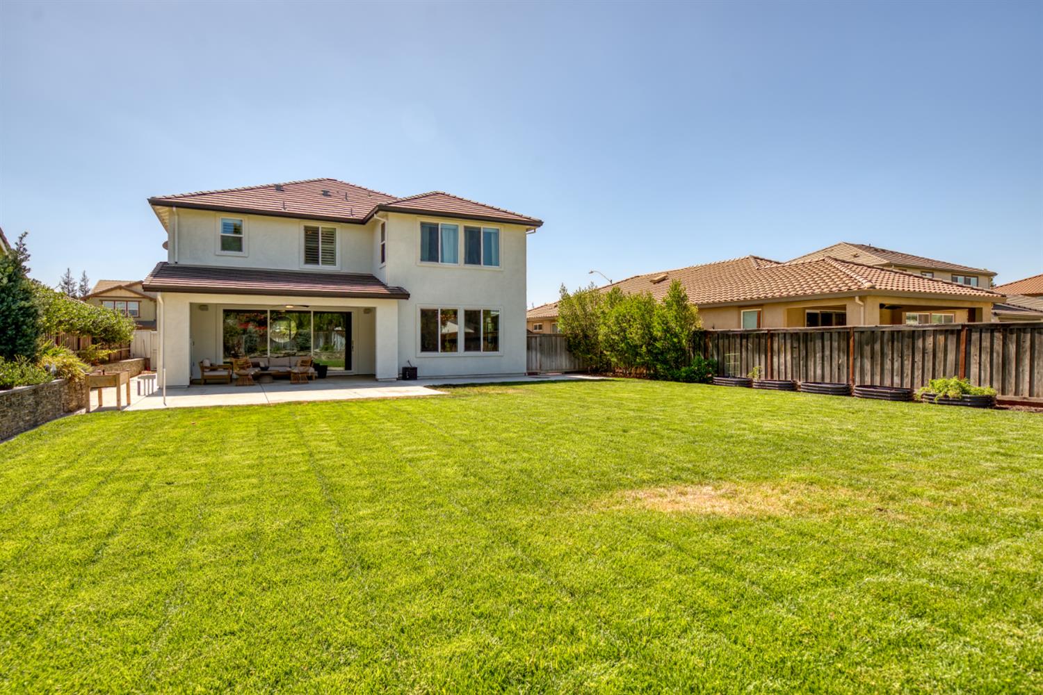 333 Franklin Ln, Ripon, CA 95366
