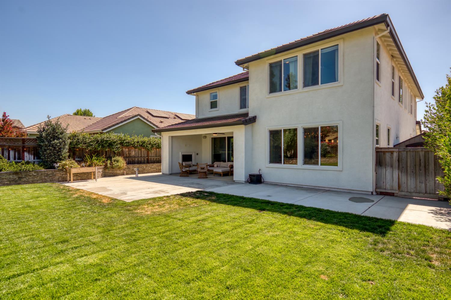 333 Franklin Ln, Ripon, CA 95366