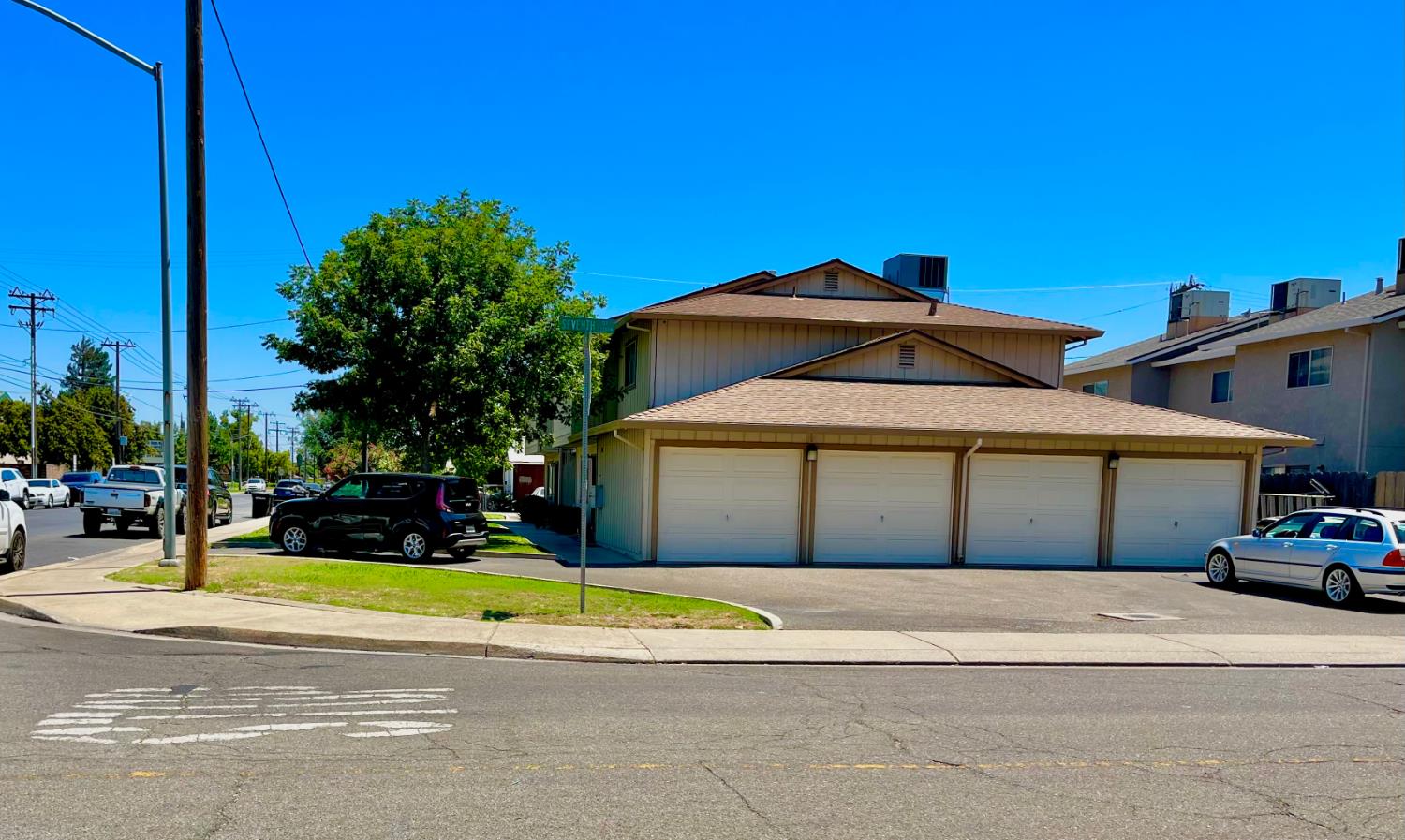 2500 Lawrence St, Ceres, CA 95307