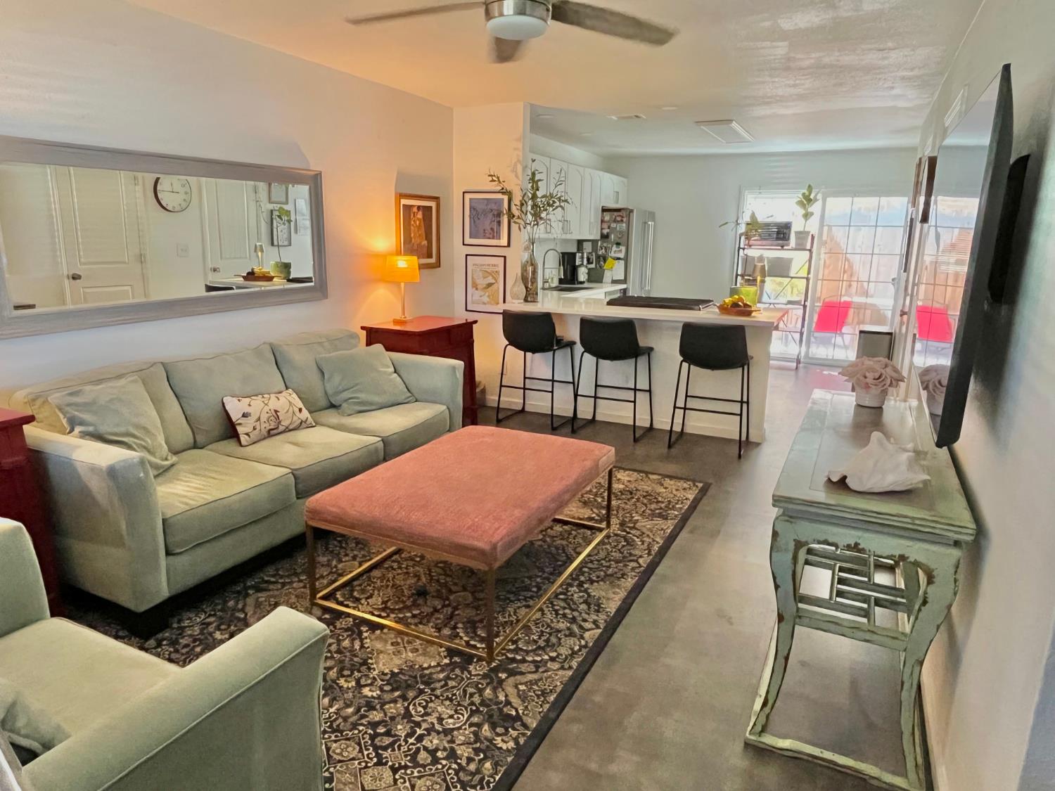 2500 Lawrence St, Ceres, CA 95307