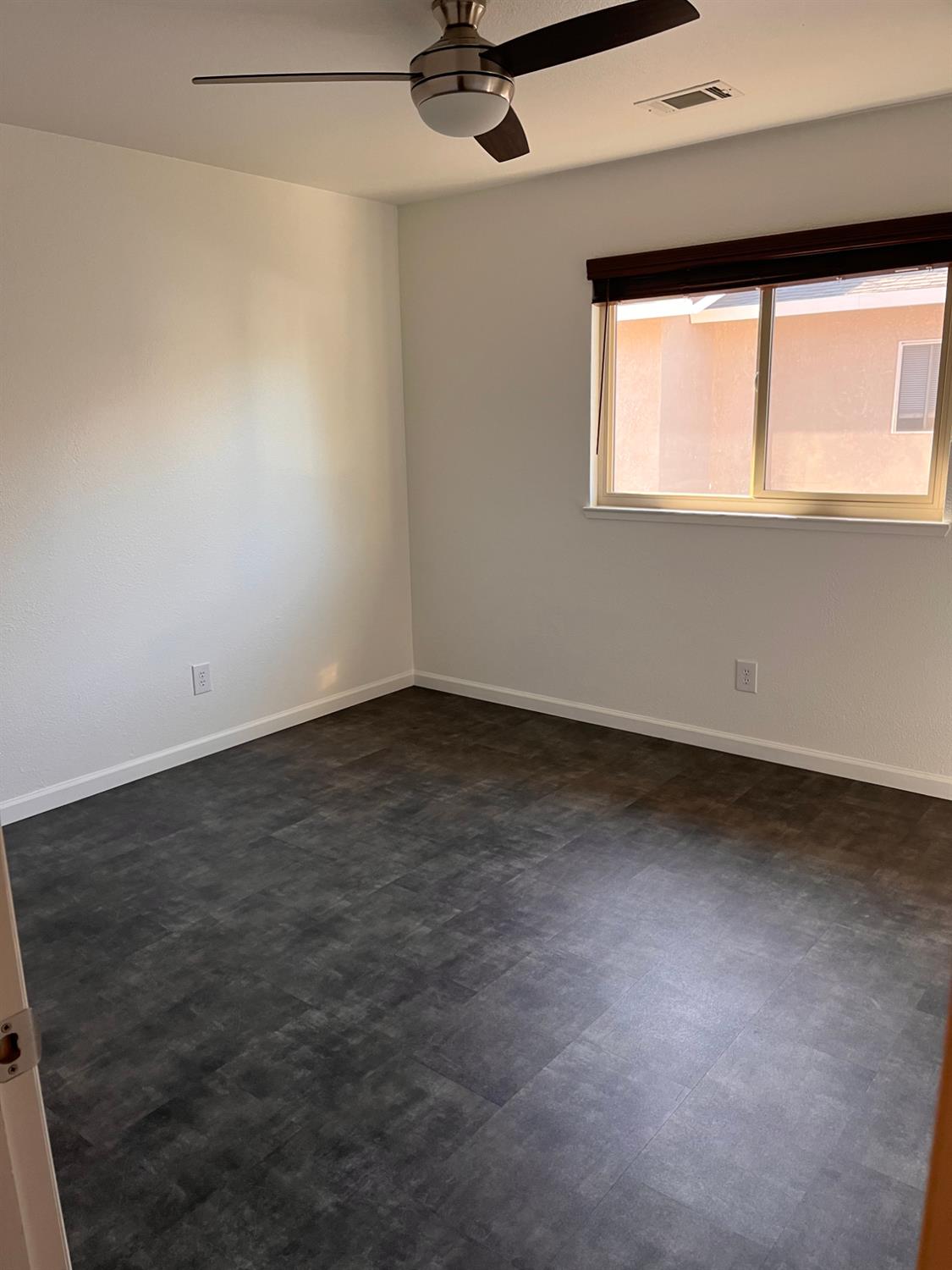 2500 Lawrence St, Ceres, CA 95307
