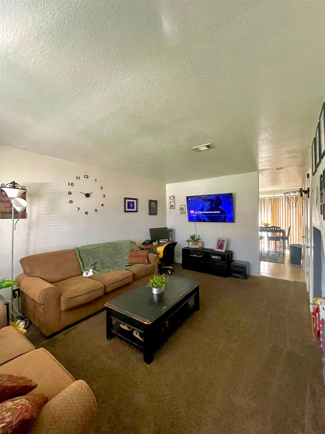 2500 Lawrence St, Ceres, CA 95307