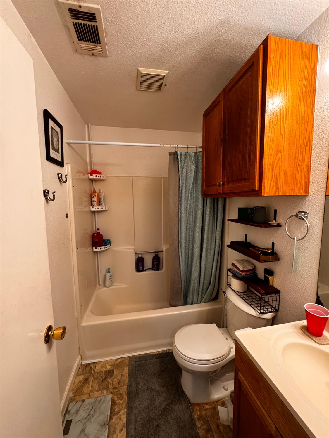 2500 Lawrence St, Ceres, CA 95307