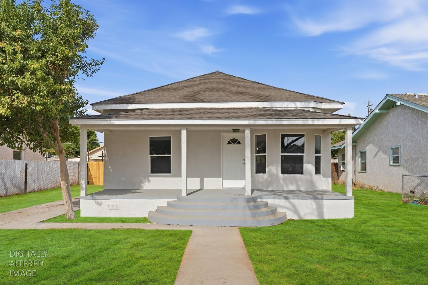 315 S J St, Madera, CA 93637