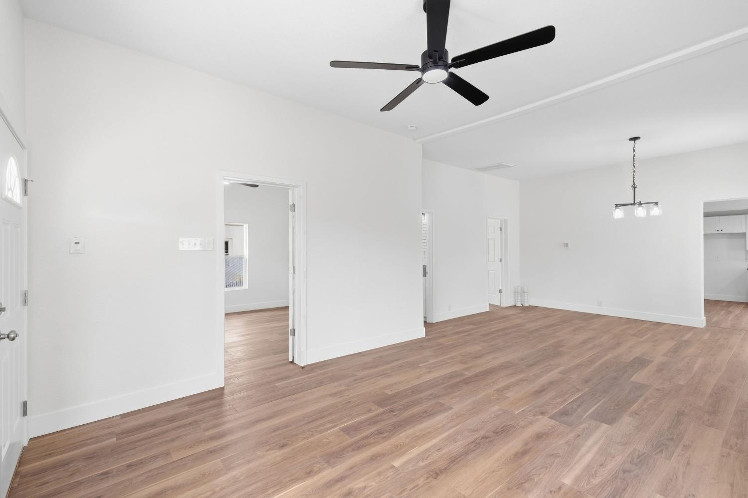 315 S J St, Madera, CA 93637