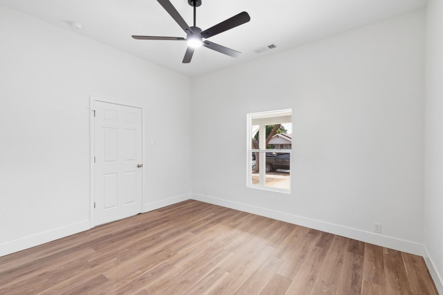 315 S J St, Madera, CA 93637