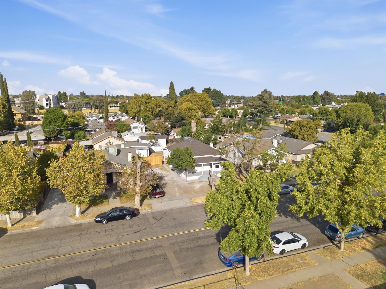 315 S J St, Madera, CA 93637