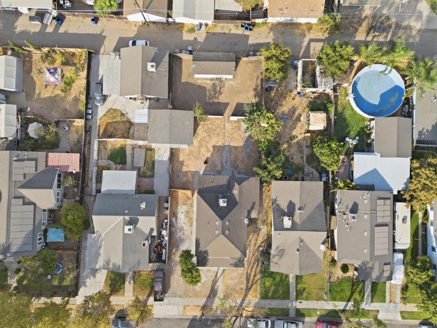 315 S J St, Madera, CA 93637