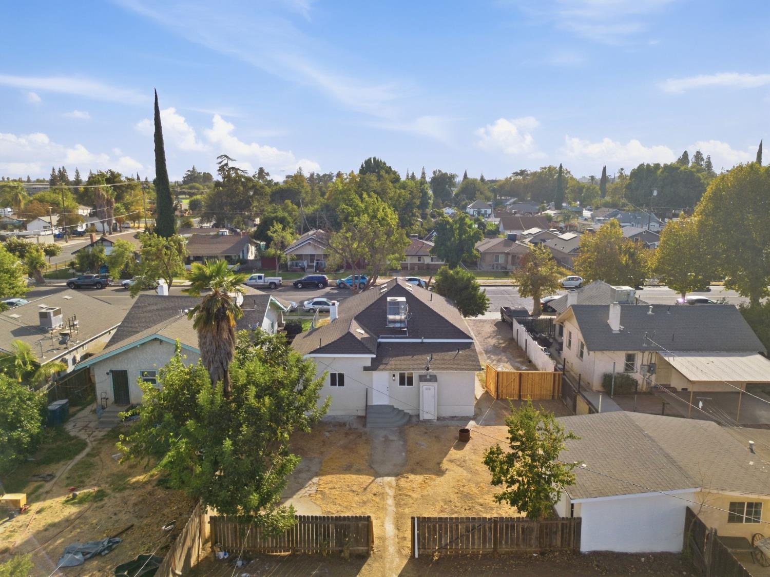 315 S J St, Madera, CA 93637