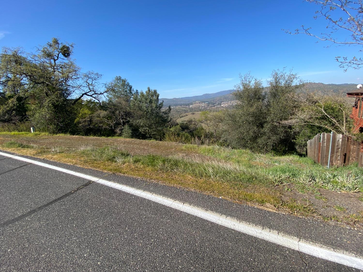 4649 Bayview Dr, Copperopolis, CA 95228