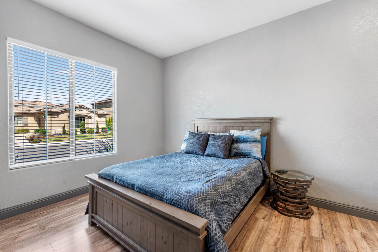 8738 N Bellagio Dr, Hilmar, CA 95324