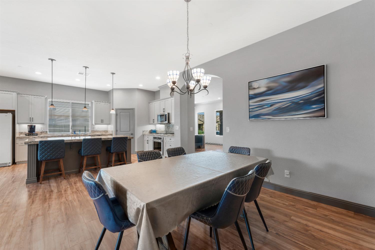8738 N Bellagio Dr, Hilmar, CA 95324
