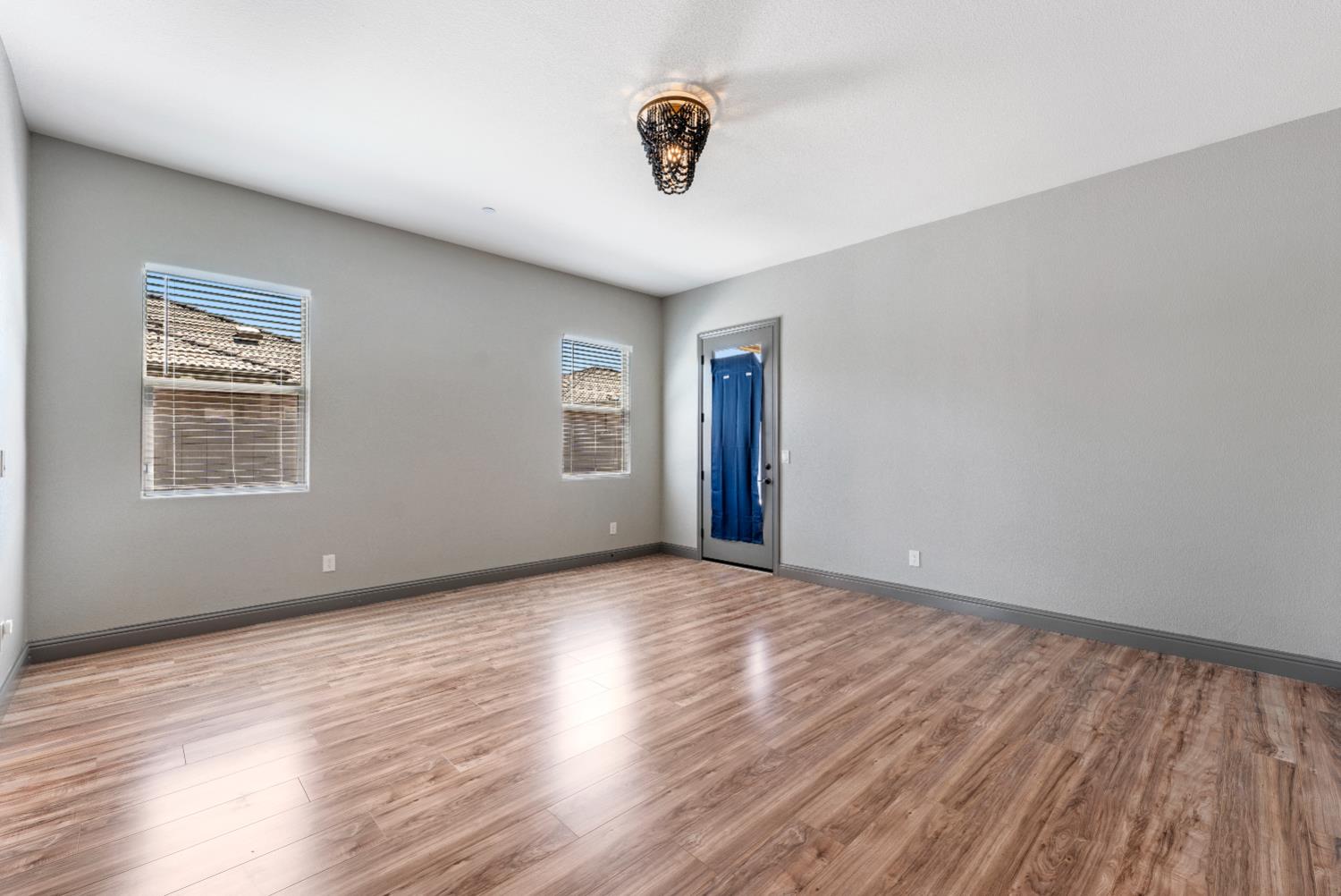 8738 N Bellagio Dr, Hilmar, CA 95324