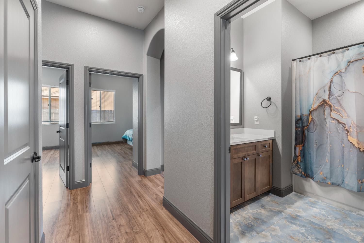 8738 N Bellagio Dr, Hilmar, CA 95324