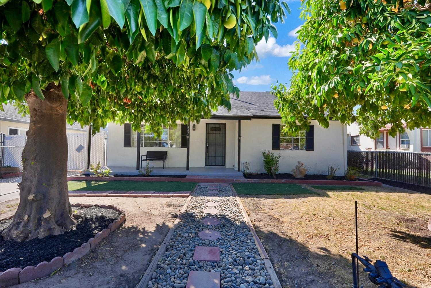 567 N Grant Ave, Manteca, CA 95336