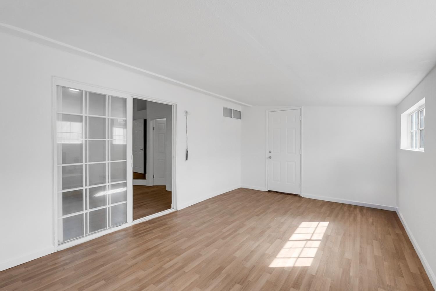 567 N Grant Ave, Manteca, CA 95336
