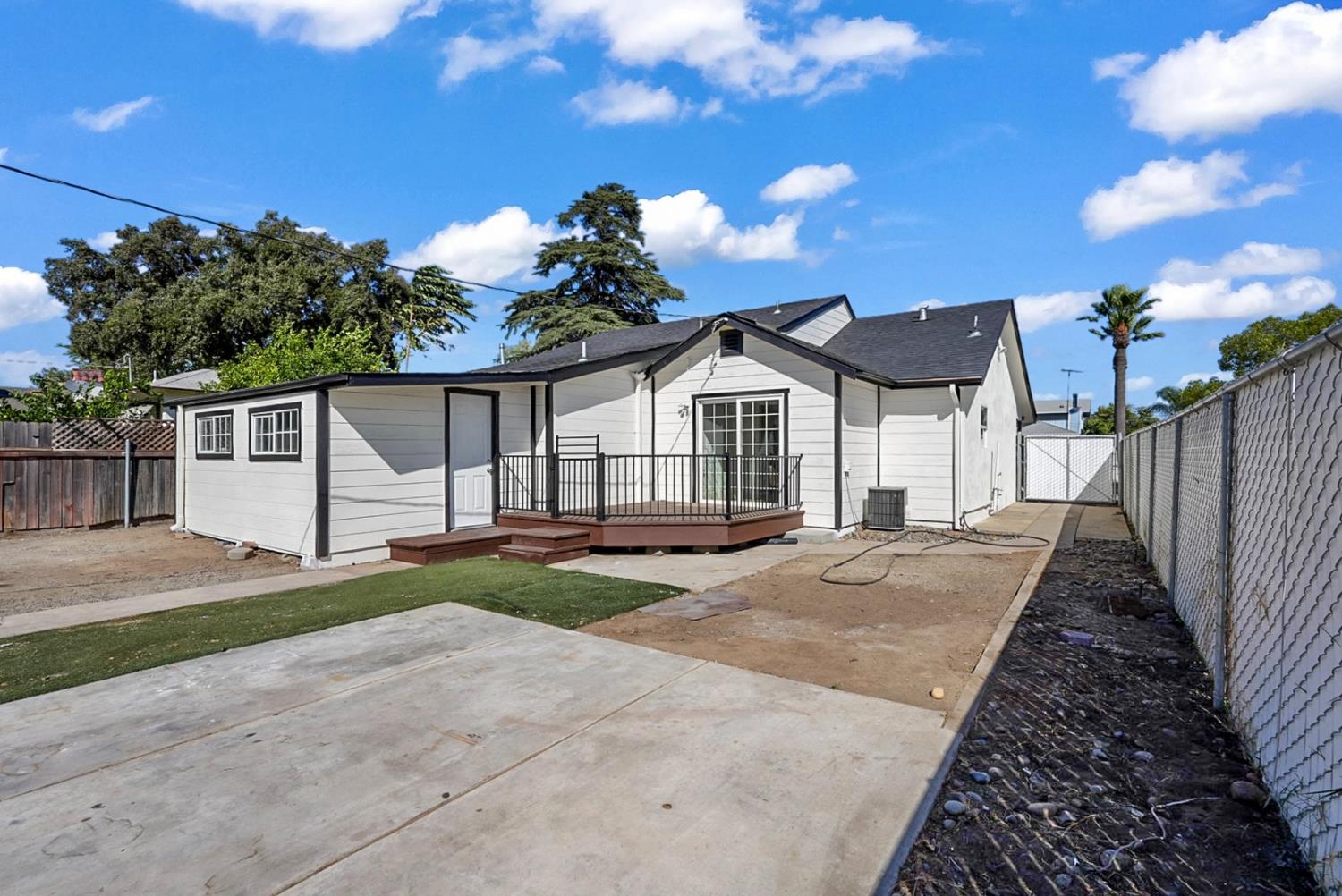 567 N Grant Ave, Manteca, CA 95336