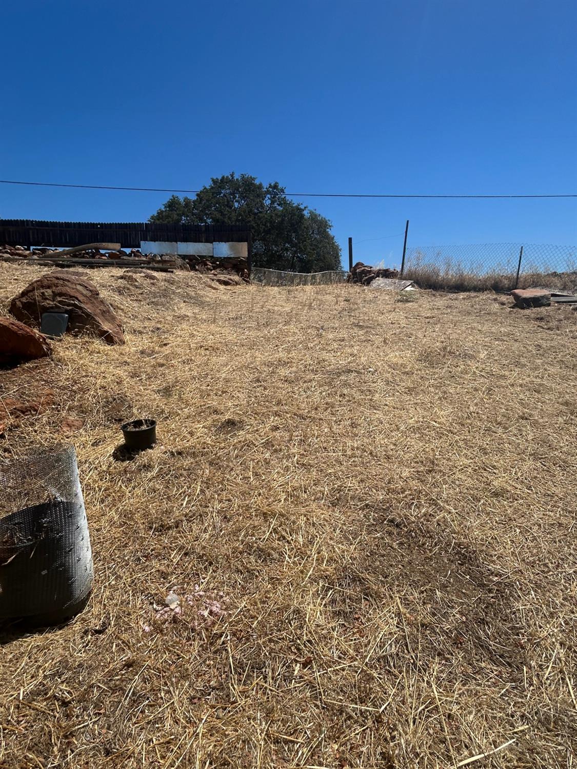 9657 Paraiso Blvd, La Grange, CA 95329