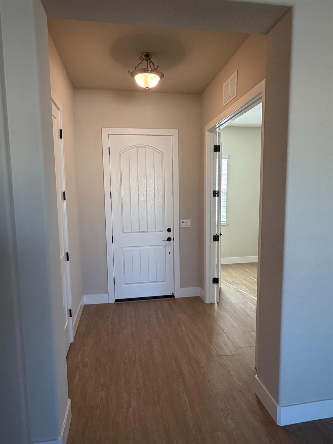 501 Dona Ana Dr, Manteca, CA 95337