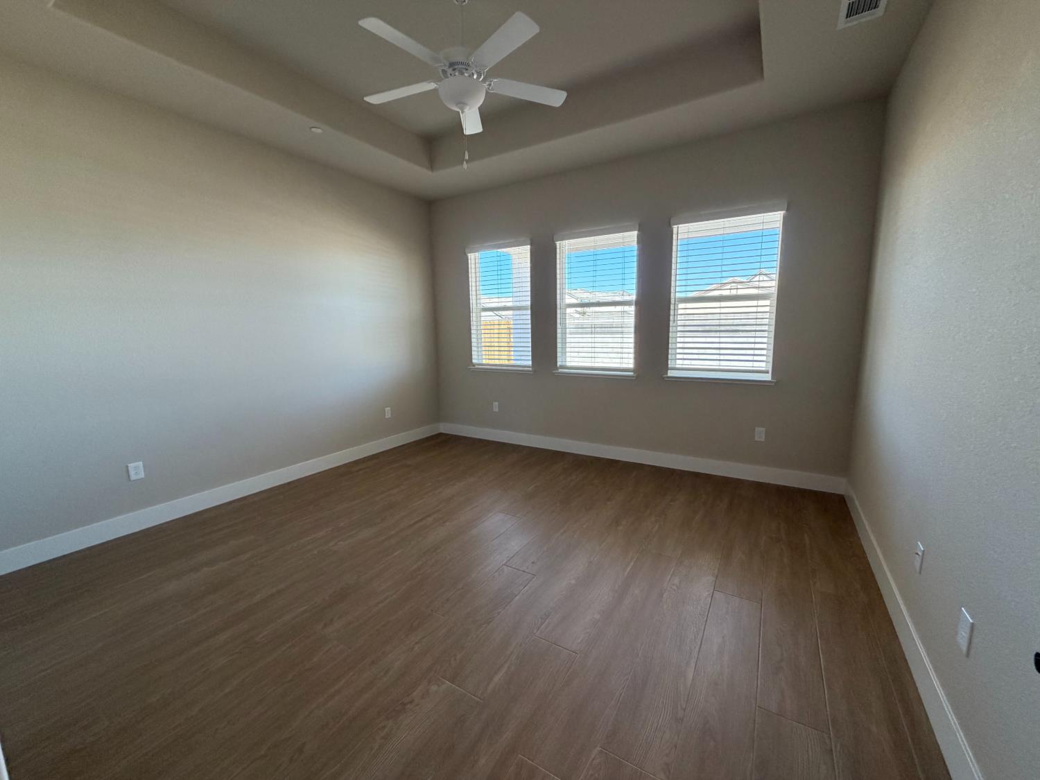 501 Dona Ana Dr, Manteca, CA 95337