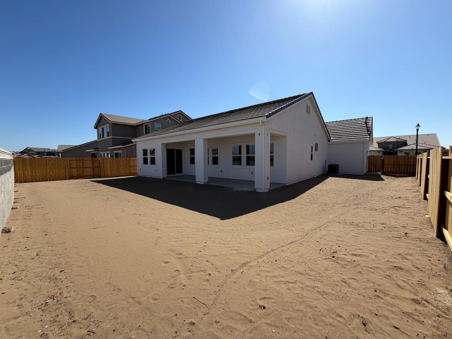 501 Dona Ana Dr, Manteca, CA 95337