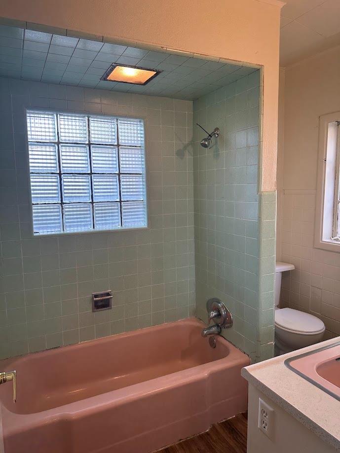 960 Kenwood Ave, Turlock, CA 95380