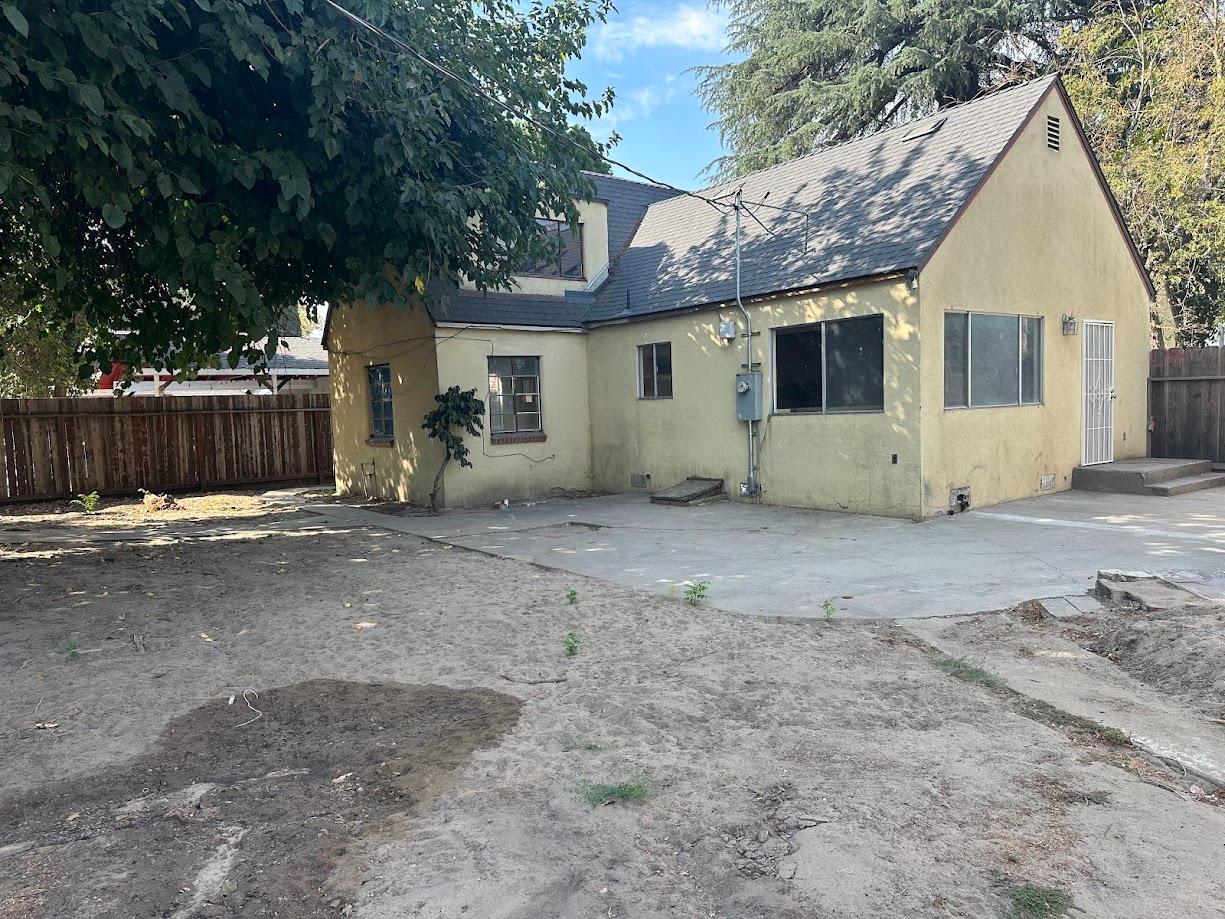 960 Kenwood Ave, Turlock, CA 95380