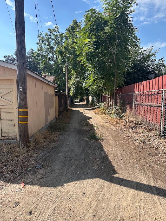 960 Kenwood Ave, Turlock, CA 95380