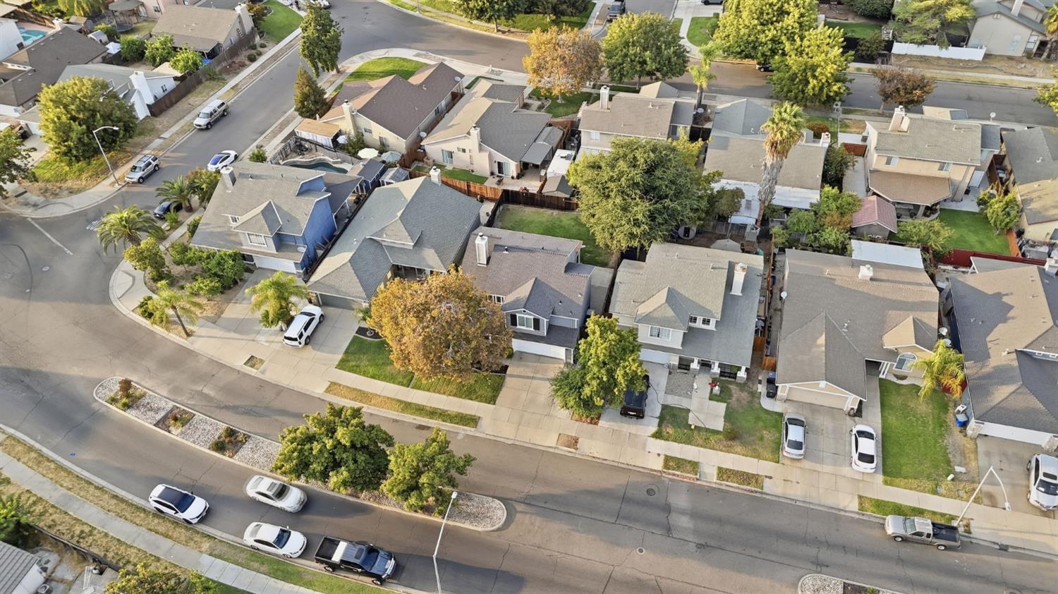 1211 Aristocrat Dr, Ceres, CA 95307