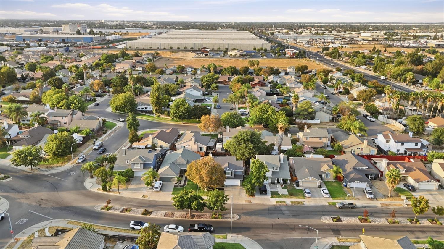 1211 Aristocrat Dr, Ceres, CA 95307
