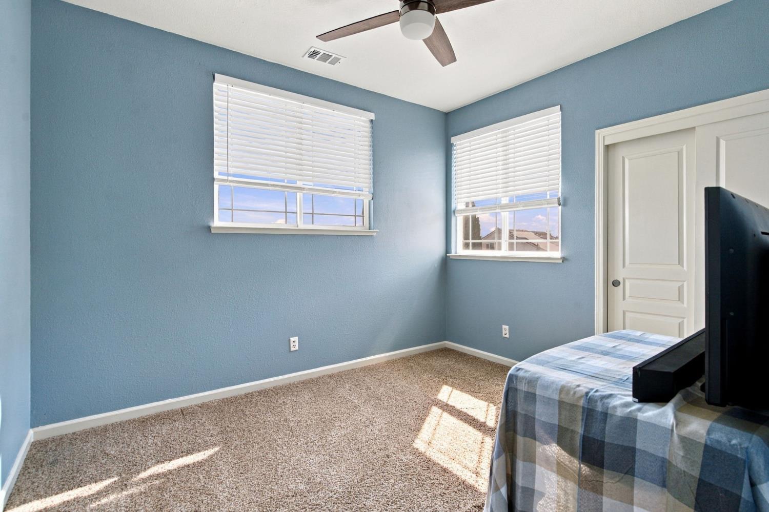 1953 Bolton Ln, Manteca, CA 95336