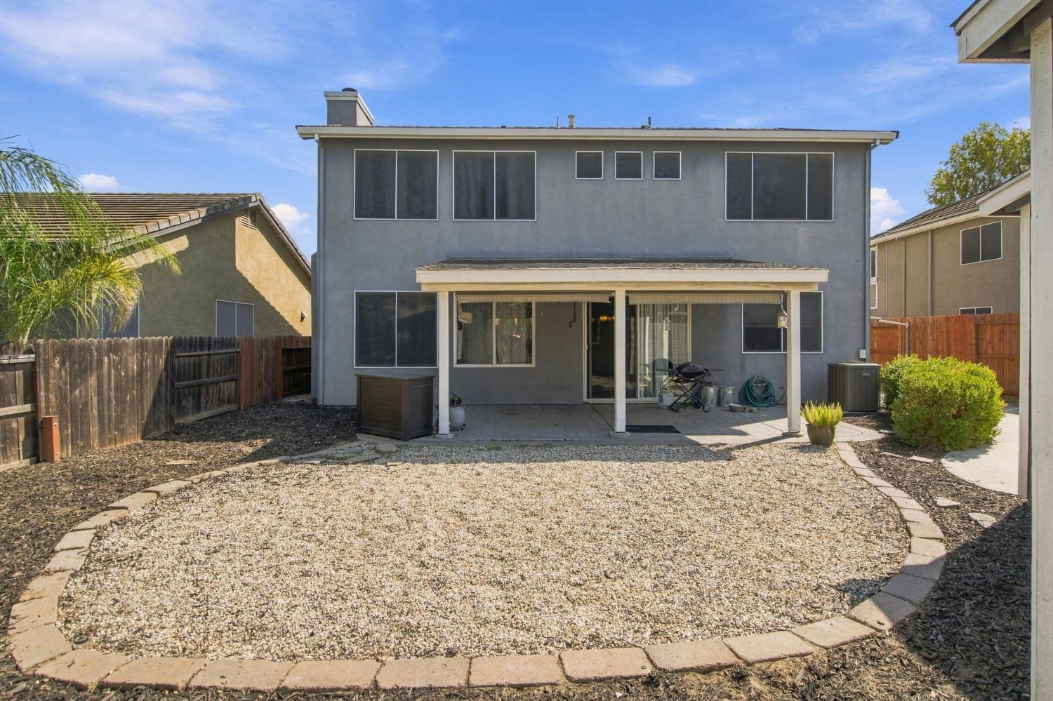1953 Bolton Ln, Manteca, CA 95336