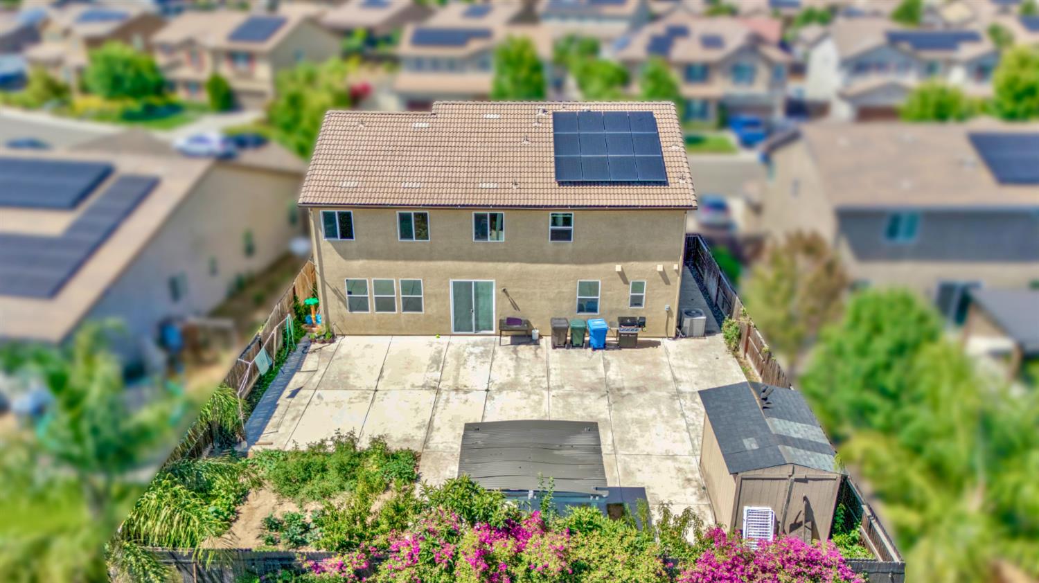 258 Columbus Dr, Manteca, CA 95337