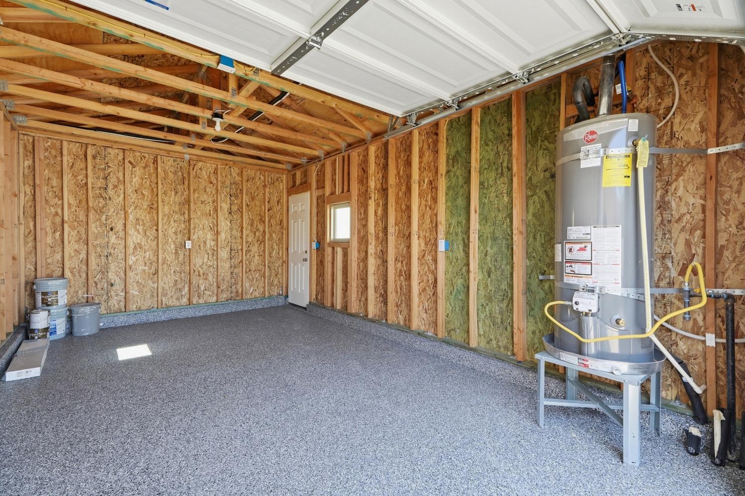 815 kerr, Modesto, CA 95354