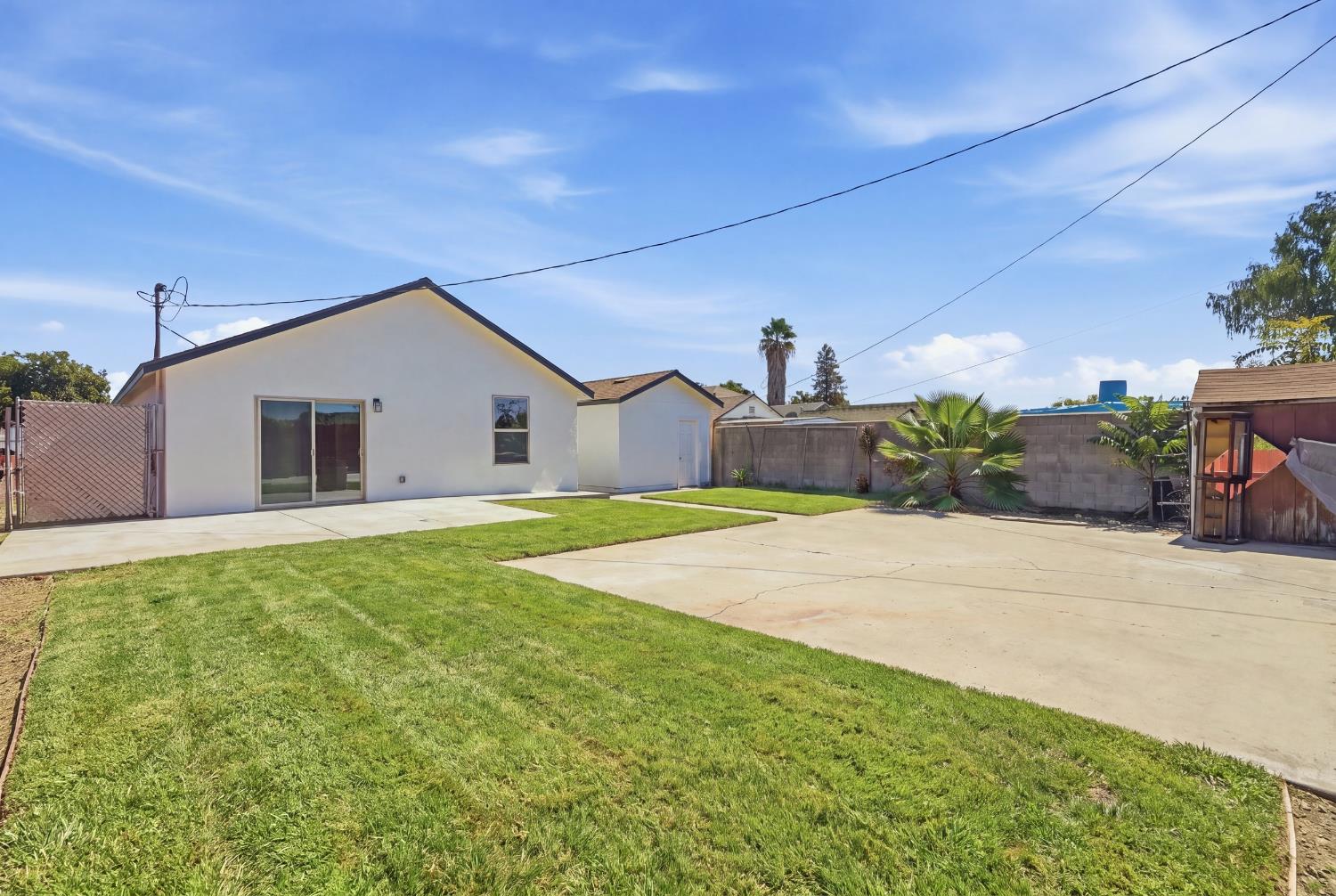 815 kerr, Modesto, CA 95354