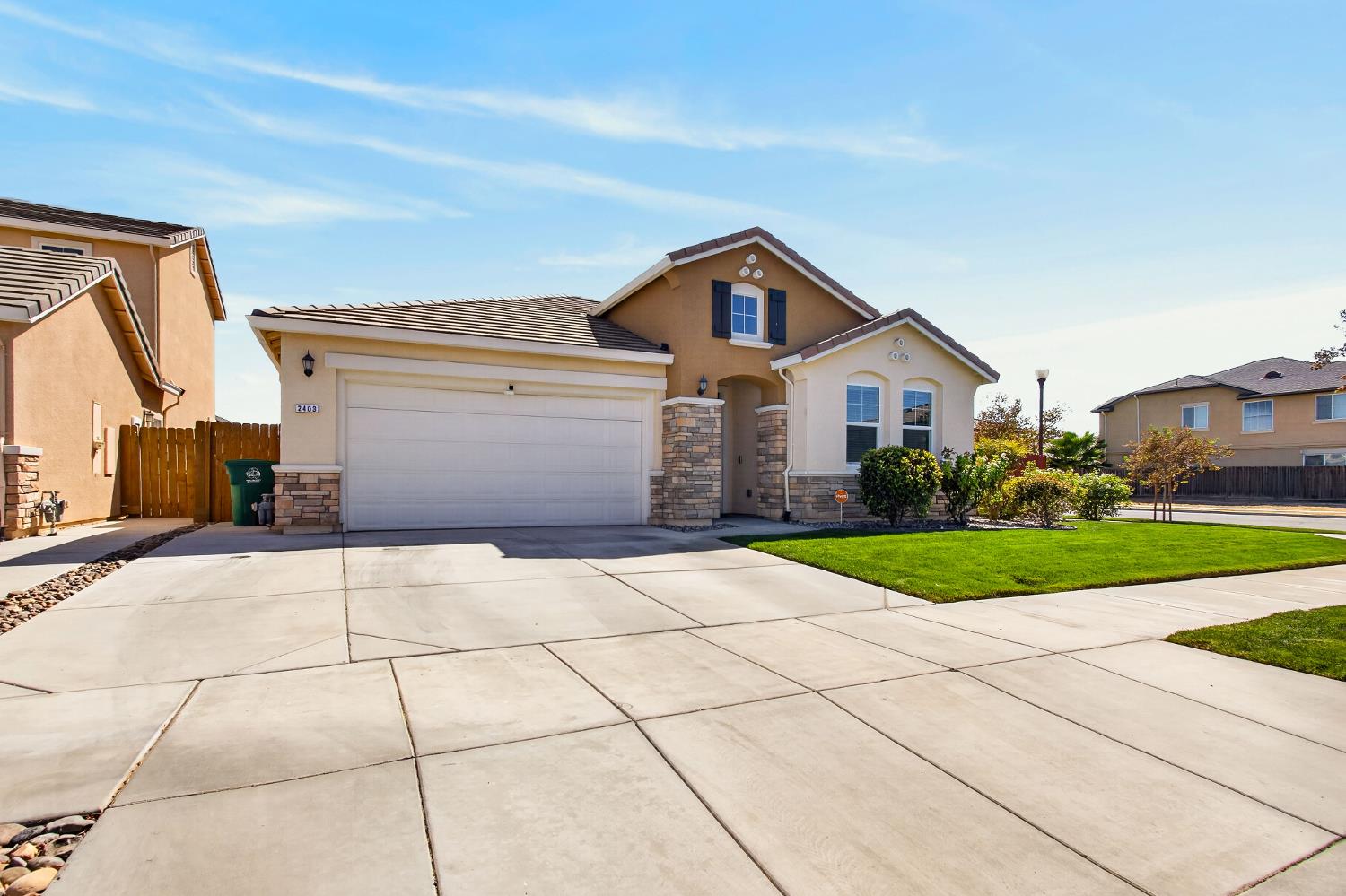 2403 N Rock Creek, Los Banos, CA 93635