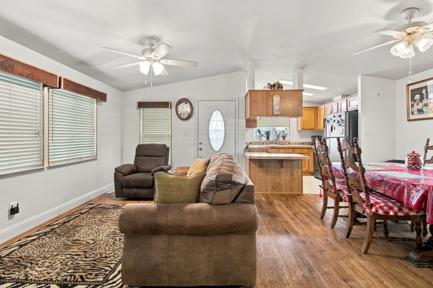 1830 E Yosemite Ave #186, Manteca, CA 95336