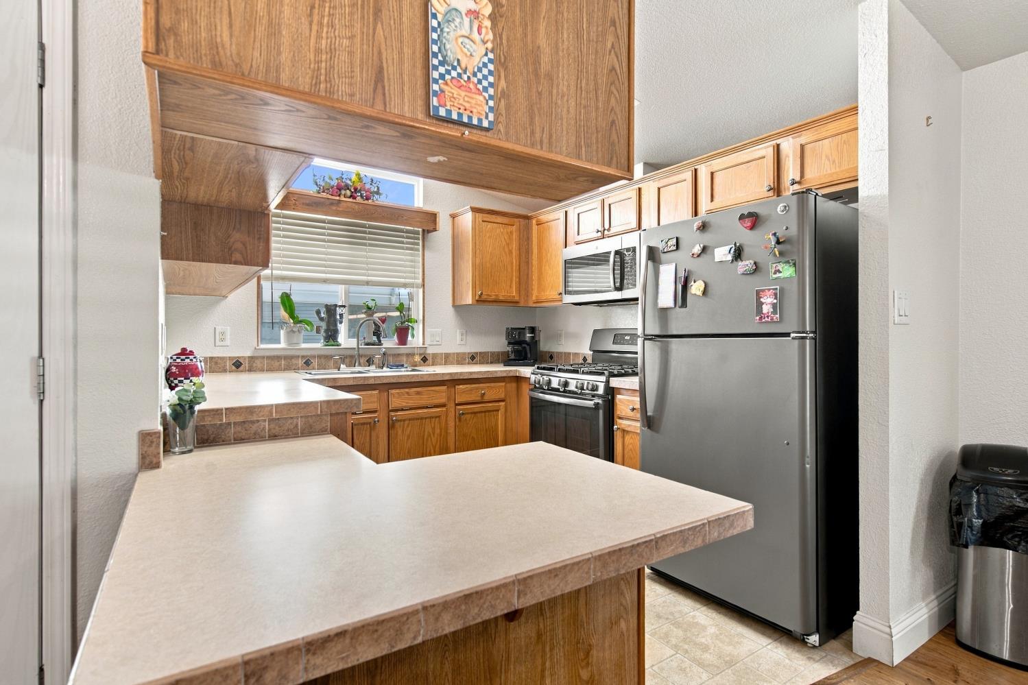 1830 E Yosemite Ave #186, Manteca, CA 95336