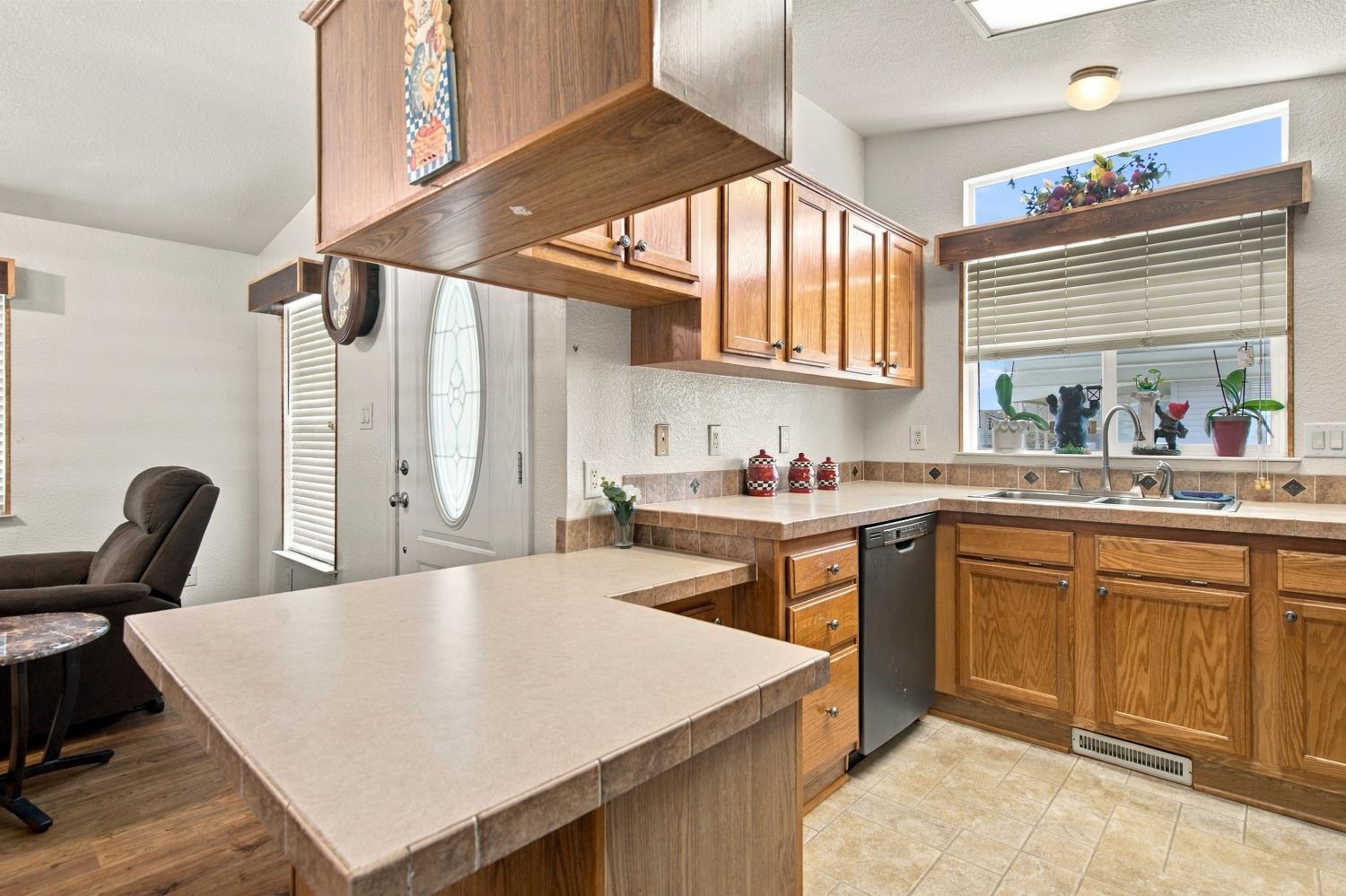 1830 E Yosemite Ave #186, Manteca, CA 95336