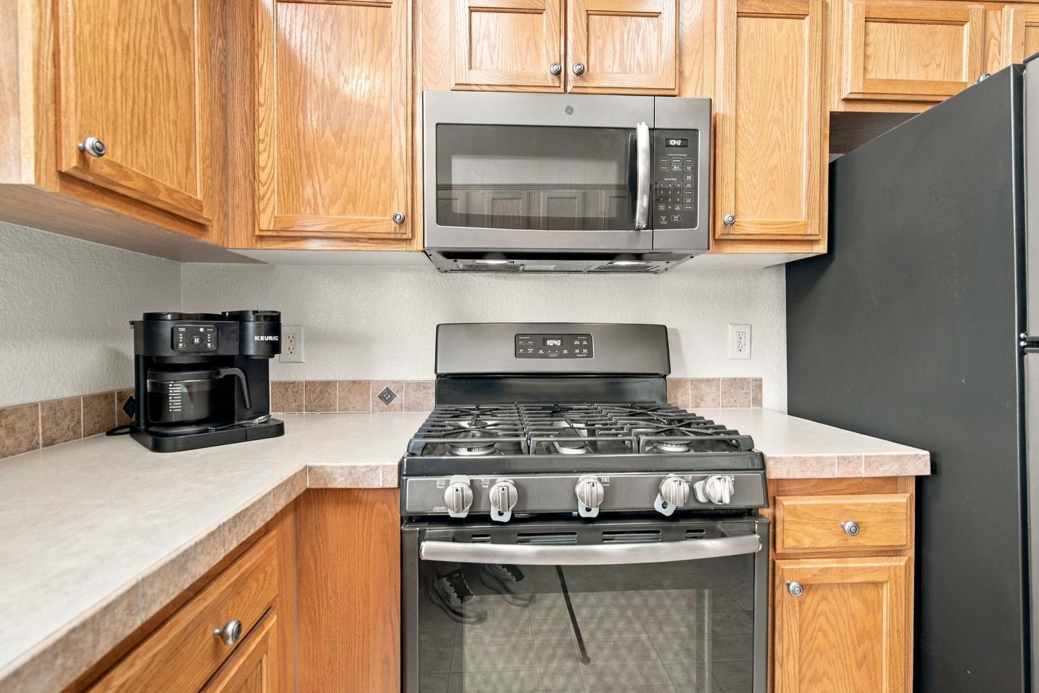 1830 E Yosemite Ave #186, Manteca, CA 95336