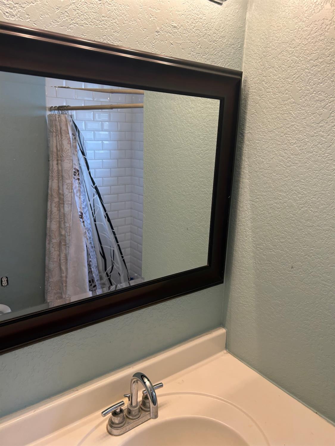 3632 9th St #13, Ceres, CA 95307