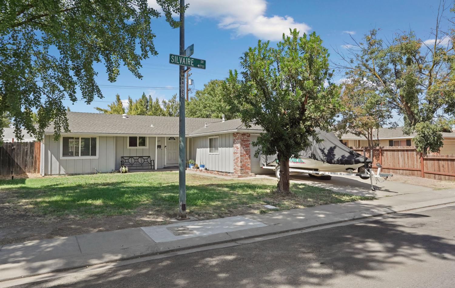 1717 Silvaire Dr, Modesto, CA 95350