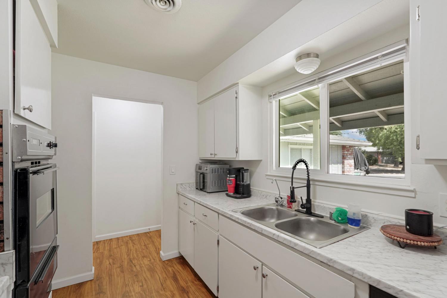 1717 Silvaire Dr, Modesto, CA 95350