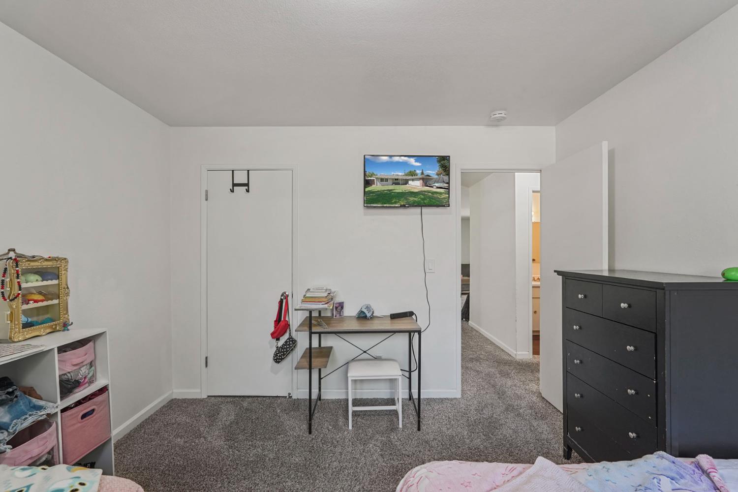 1717 Silvaire Dr, Modesto, CA 95350