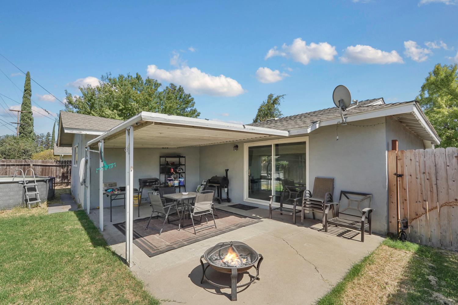 1717 Silvaire Dr, Modesto, CA 95350