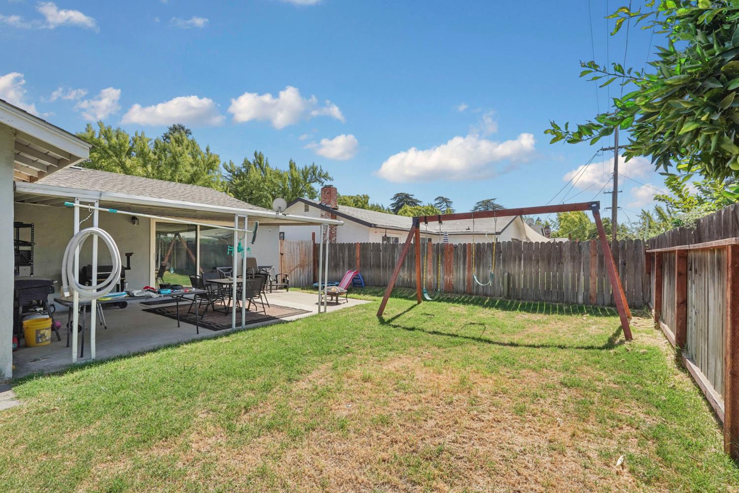 1717 Silvaire Dr, Modesto, CA 95350